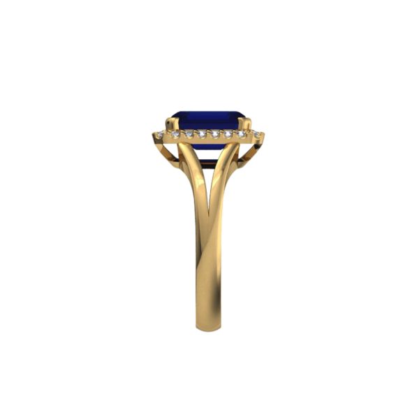 Platinum ring with emerald cut centre and 30 small diamonds