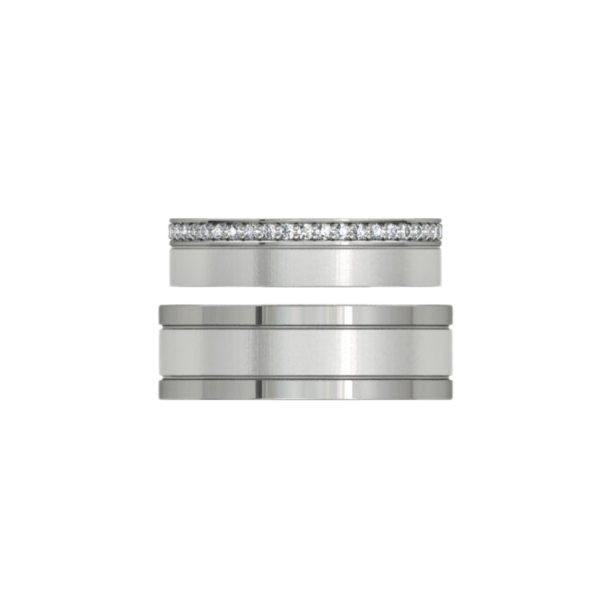 Platinum wedder set with 45 small diamonds